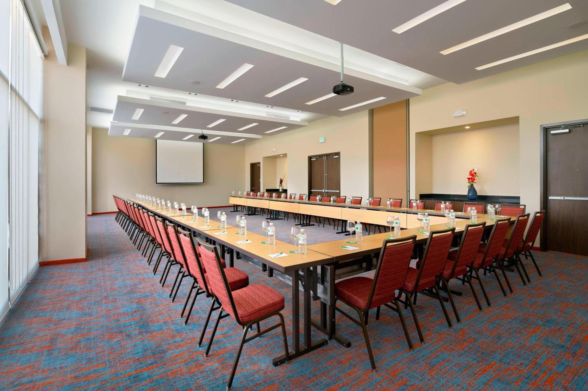 Courtyard By Marriott Hermosillo Exterior photo